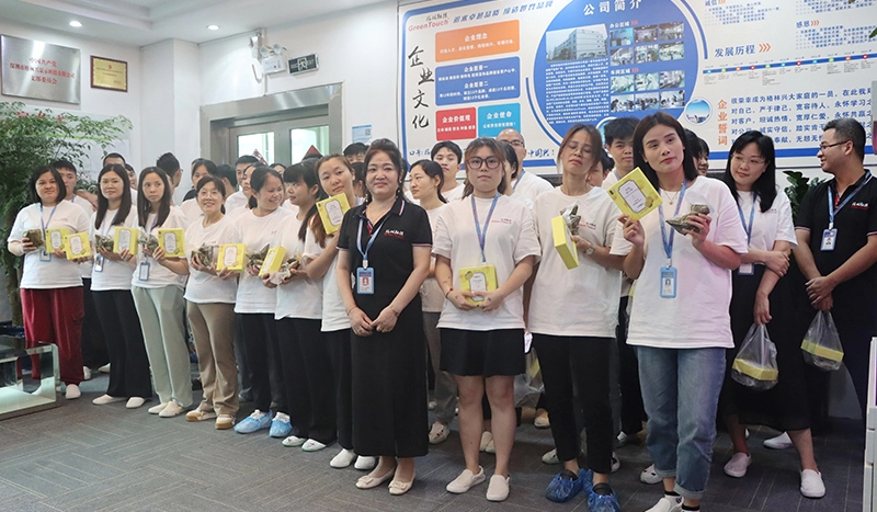 Aktivit&auml;ten beim GreenTouch Drachenbootfestival
